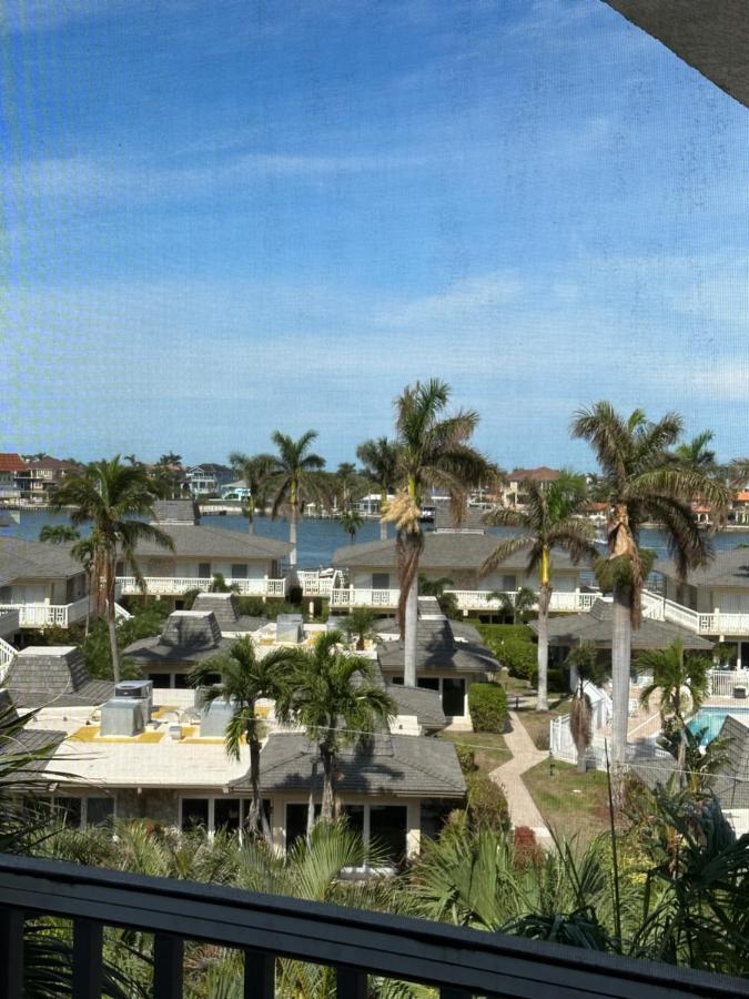 Olde Marco Inn Marco Island Exteriör bild